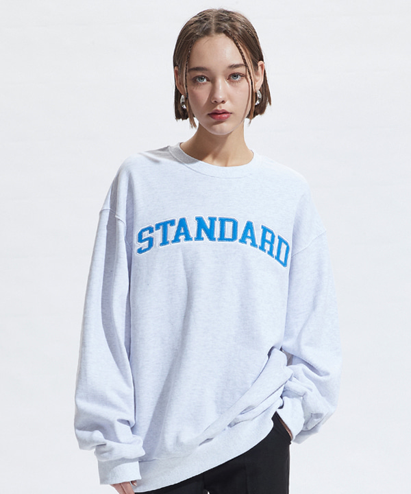 NOI554 standard aplique sweatshirts (ivory)
